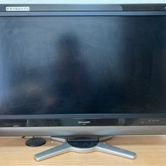 シャープ液晶テレビ　32型　※12/18,19指定で引取※