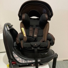 【お譲り先決定】新生児から使えます！アップリカ　フラディア　グロウ　ISOFIX