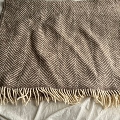 無印良品　ひざ掛け　ヘリンボーン柄ウール100%の画像