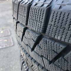 ★古いけどバリ山！★215/65R16 BS・VRX・スタッドレス2014年製の画像