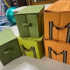 折りたたみできる収納箱　無料！【交渉中】の画像