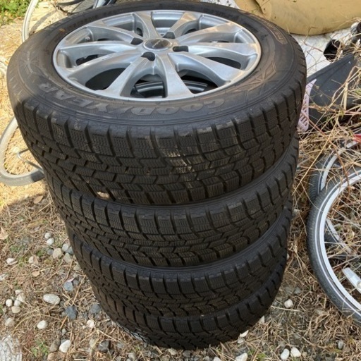 175/65R15スタッドレスタイヤアルミホイールセット