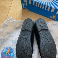 新品　Cienta シエンタ　ベロア     23.5㌢の画像