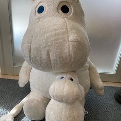 ムーミン　特大　ぬいぐるみ　差し上げます。