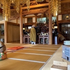 お仏壇の開眼供養、閉眼供養いたします。