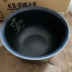 取引中　　差し上げます　3.5合炊き　炊飯器　傷あり　取説なしの画像