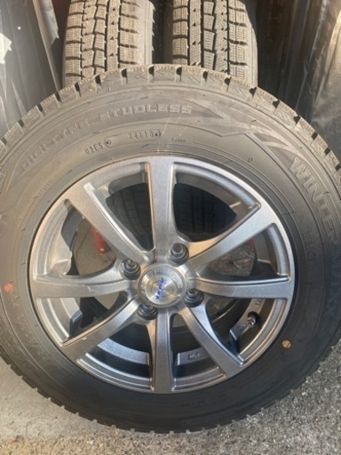 トヨタ　パッソ1.0X(2015年式)に使用スタッドレスタイヤホイール付き