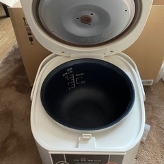取引中　　差し上げます　3.5合炊き　炊飯器　傷あり　取説なしの画像