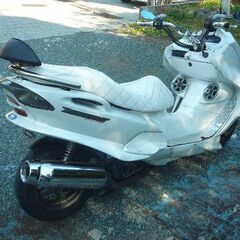 YAMAHA マジェスティ125 Fi (コマジェ) カスタム ホワイトの画像