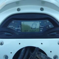 YAMAHA マジェスティ125 Fi (コマジェ) カスタム ホワイトの画像