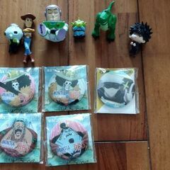 アニメグッズまとめ売り、呪術廻戦、ONE PIECE、ワンピース、トイストーリー、フィギュアなど、中古、缶バッジ の画像
