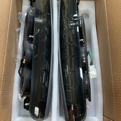 ハイエーステールライト美品の画像