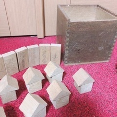 高級木製　積み木　自然由来　の画像