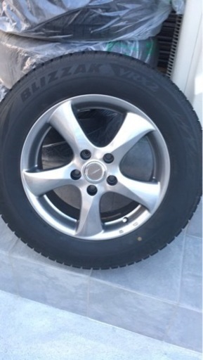 ブリジストン スタッドレスタイヤ 205/65R16