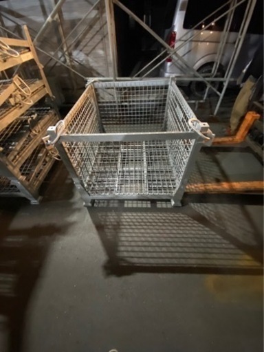 吊りパレット〔メッシュパレット〕