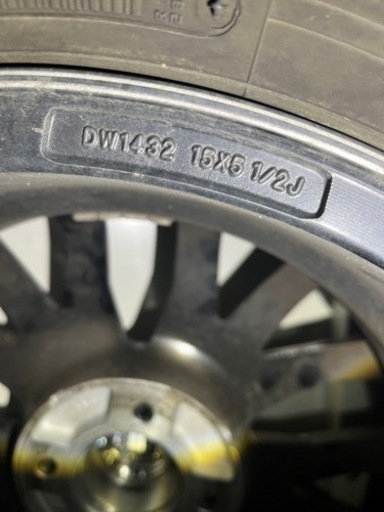 175/65R15 スタッドレスタイヤ