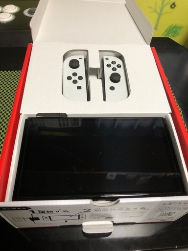スイッチ　有機EL ホワイト