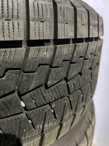 ヨコハマ スタッドレス アイスガード7 225/50R17 