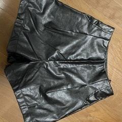 GRL ショーパン 皮