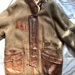 売り切れました、ありがとうございました‼️イタリア製　ムートンコート