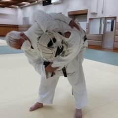 【日本拳法】突く・蹴る・投げる・極める！北摂で誕生した総合格闘武道★小学生から壮年までの男女募集中！《高槻市日本拳法連》の画像