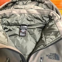 【新品同様】日本未発売‼️ノースフェイス（THE NORTH FACE）ジャケットの画像