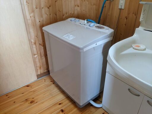 サンヨー　二層式電気洗濯機　SW-550H2