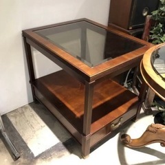 店舗　什器　衣類　ディスプレイ　ショーケース　イギリス製　
