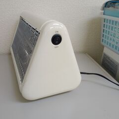小型電気ストーブ（山善　DS-F041　2018年製）の画像