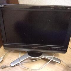 シャープ AQUOS 20型
2009年製
