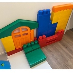 全身でブロック　お家　知育玩具　LEGOレゴの画像