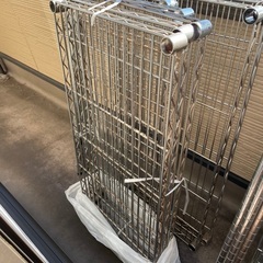 スチールラックの画像