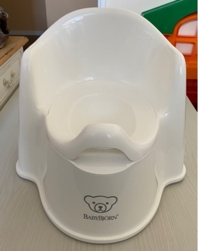 新品未使用　ベビービョルンのおまる