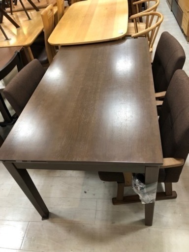 取りに来れる方限定！YUASA×TOPVALUのコタツダイニング４点セットです！