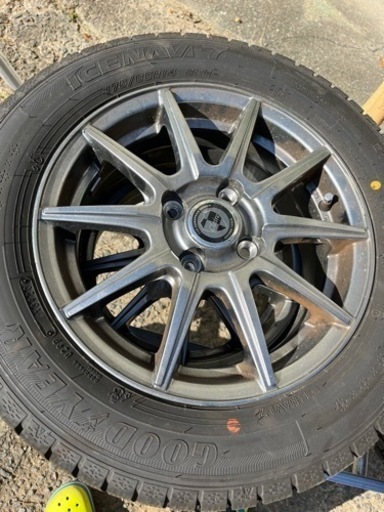 グッドイヤー14インチスタッドレスタイヤ