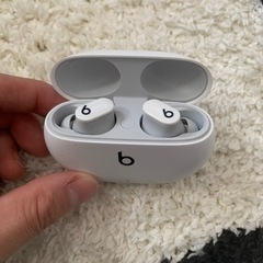 beats buds studio 【本日限り！値引き交渉あり】の画像