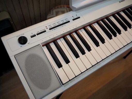 ヤマハ Piaggero 電子キーボード NP-12　18年製 Amazon | ヤマハ YAMAHA 電子キーボード piaggero ブラック NP