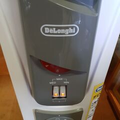 DeLonghi デロンギ オイルヒーター H110812TC　/MJ-0033 2Fの画像