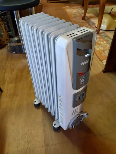DeLonghi デロンギ オイルヒーター H110812TC　/MJ-0033 2F