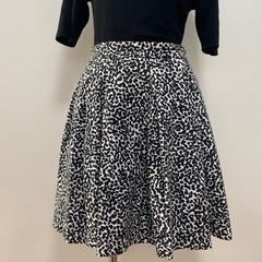 ダルメシアン柄　スカートの画像
