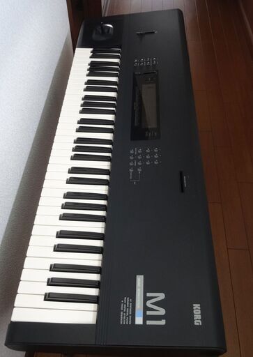 KORG コルグ　M1ワークステーション シンセサイザー