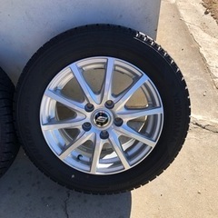 備えは、お早めに！スタッドレス、アルミセットの画像