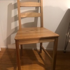 椅子、クッション　各２つ　IKEA イケアの画像