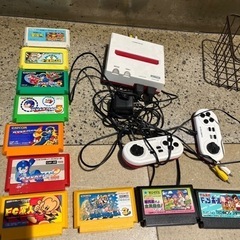 ネオファミコン　ゲームソフト10個付き　値下げ