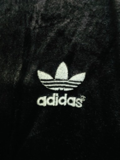 【終了】adidas アディダス　ジャージ　黒　白　ベロア