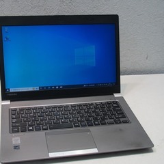 Win10　薄型ノートPC 東芝　R634/L　i5-4200U メモリ4GB 