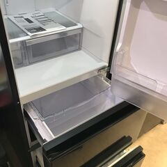 特価商品！！！　２０２０年製！！！　自動製氷機能付き　日立３２０リッター冷蔵庫　５９，９８０円（税込）の画像