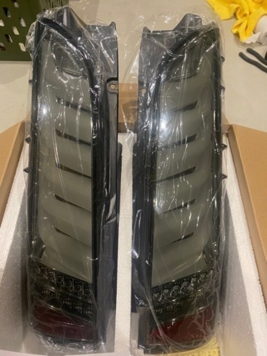 更に値下げします！ヴァレンティ　コラボ　LEDテール　オープニングアクション