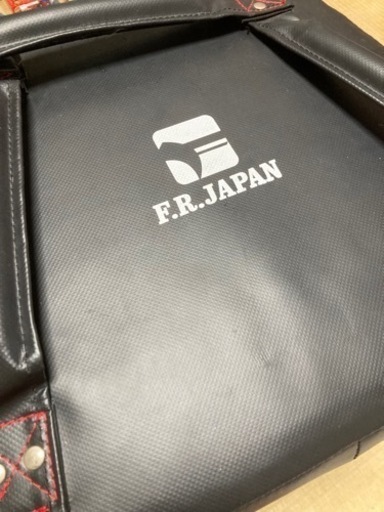 ファイティングロード　プロフェッショナル　ボディバッグ