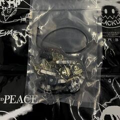 EVAE MOB × BLACK LUX × ROARGUNS Skull Smiley Necklace 